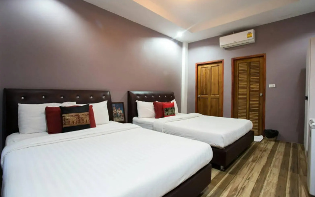 M Grand Hotel