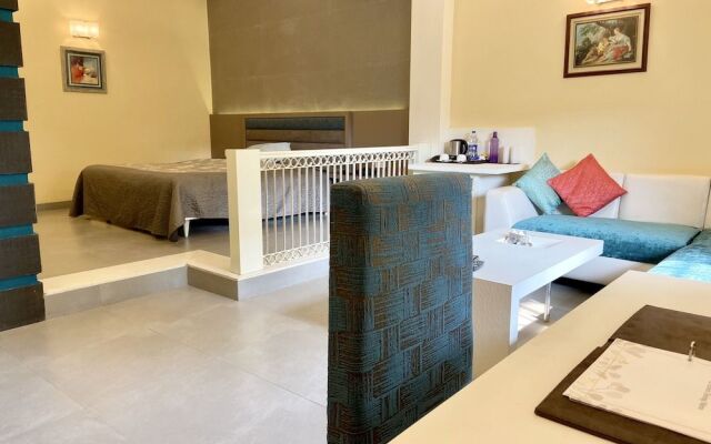 Status Club Resort