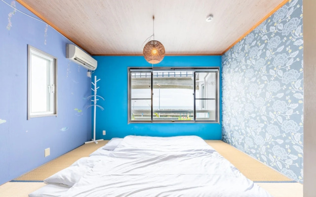 Martians Hotel Hayakawa
