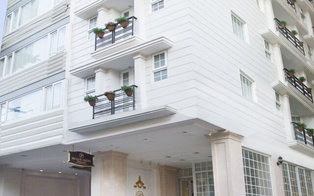 Pavillon Garden Hotel & Spa вид на фасад