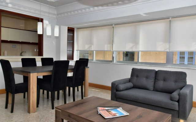 2 bedroom, central and spacious with sea view