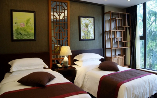 Emeishan Phoenix Lake Hotel
