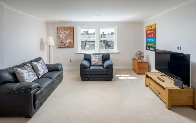 Stylish 1 bed in West Kensington 7mins to Tube