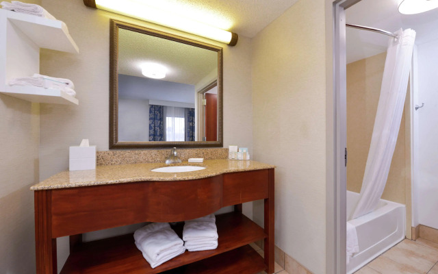Hampton Inn & Suites Wilmington
