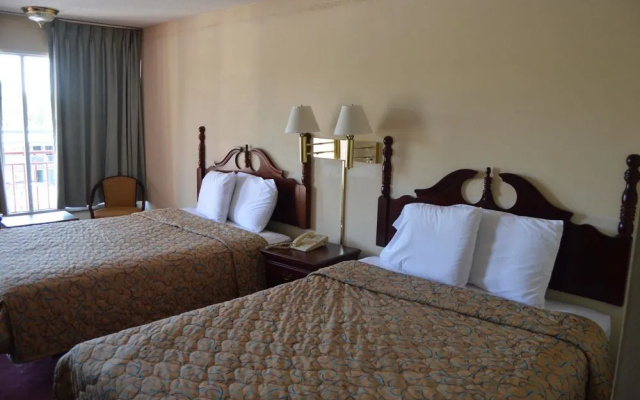 Motel 6 Byron GA