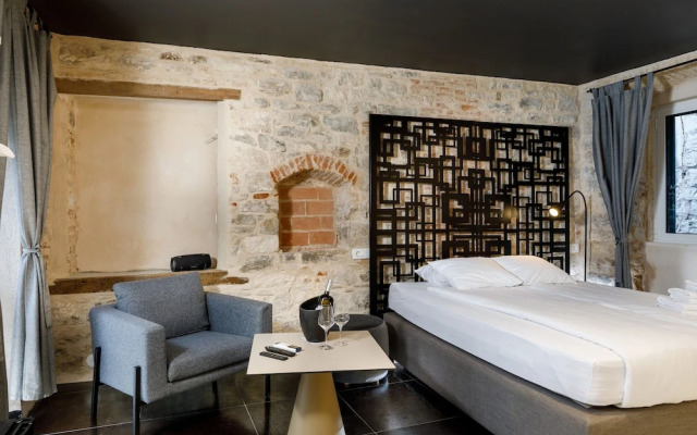 Palace Luxury Room