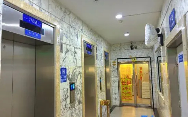 Seaside Adulina Scenic Apartment (Qingdao May Fourth Square)