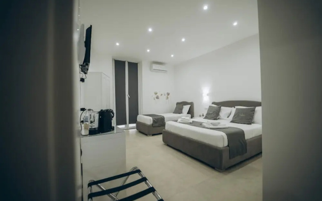 Dimora Fantasia Charme B&B