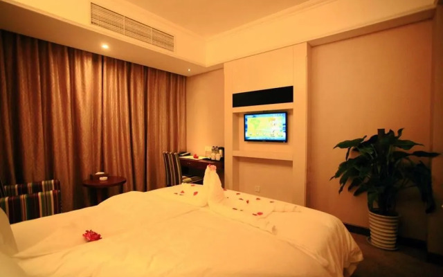 Theme Holiday Hotel