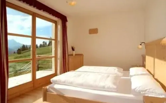 Apartments Serghela