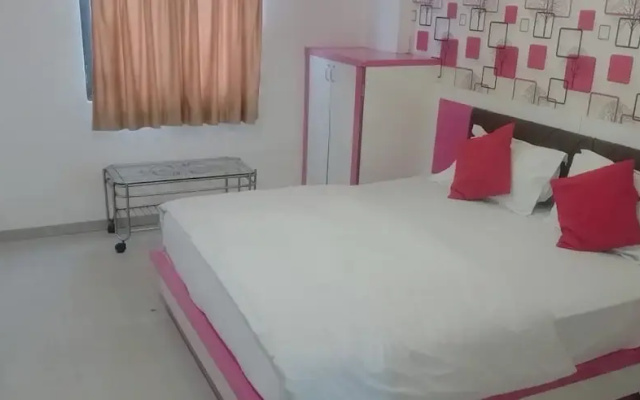 Hotel Paradise -Ahmedabad
