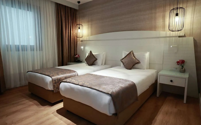Nova Plaza Orion Hotel