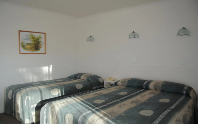 Blue Seas Motel