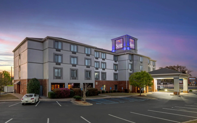 Sleep Inn & Suites Auburn Campus Area I-85