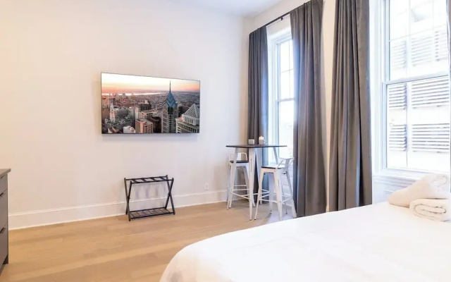 Thena Hotel