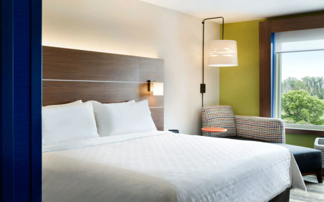 Holiday Inn Express Auburn Hills South
