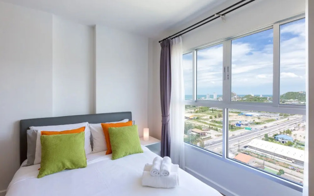 Baan KiangFah SeaView Condominium