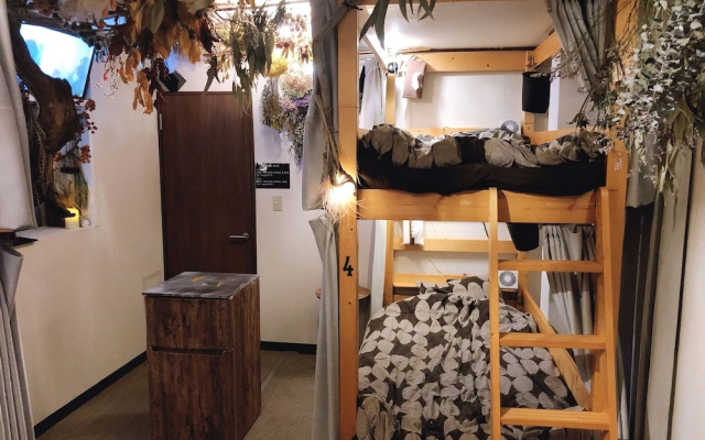 Top Edge Hostel