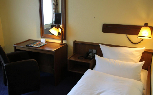 Hotel am Berghang