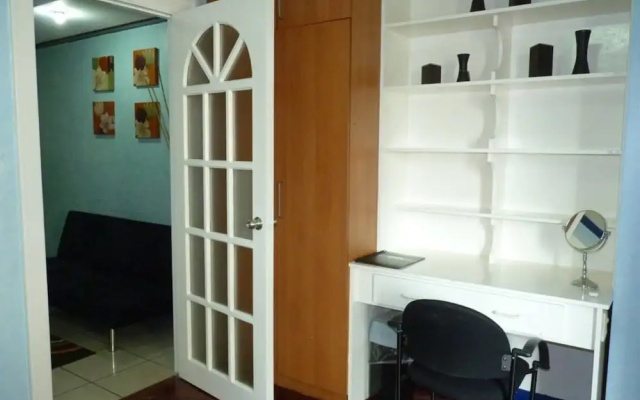 1 Br Robinsons Place Manila Rpr4