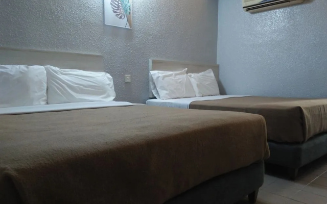 Lotus Inn Hotel