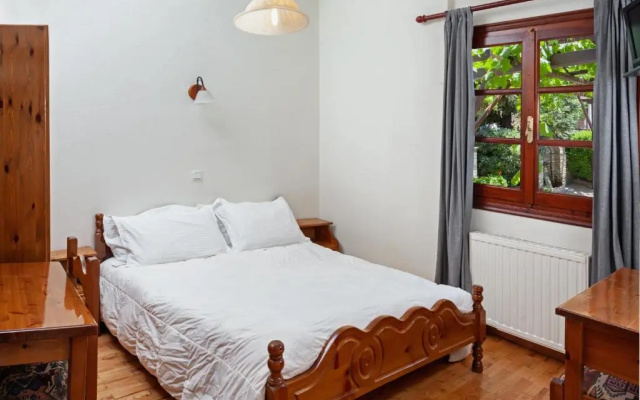 Elatos Country House