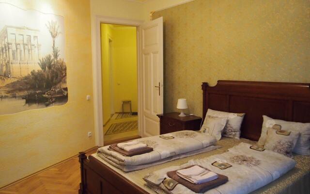 Отель Lira Apartments Чехия, Карловы Вары - отзывы, цены и фото номеров - забронировать отель Lira Apartments онлайн вид на фасад