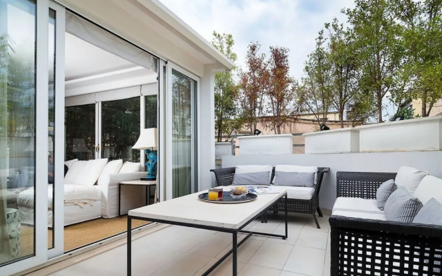 Opera Home