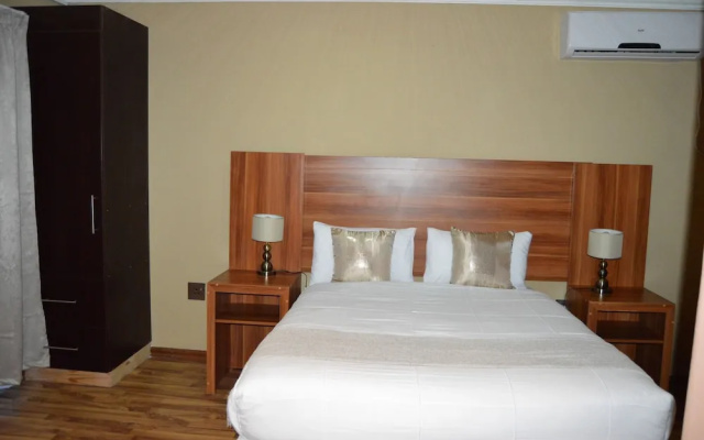 Cliffords Lodge & Spa