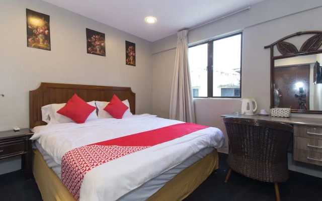 OYO 90693 Sri Rampai Hotel
