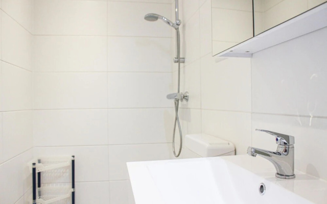 Amazing Home in Bruinisse With 2 Bedrooms and Wifi