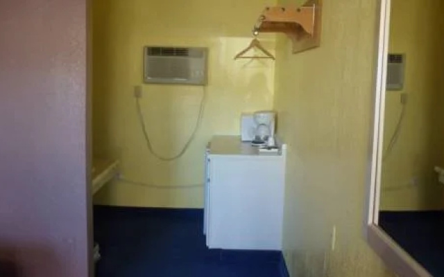 Eastwood Motel