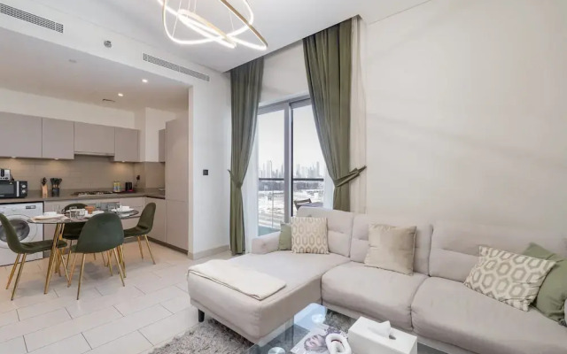 Lavish 2BR Apartment in Sobha Creek Vistas Reserve