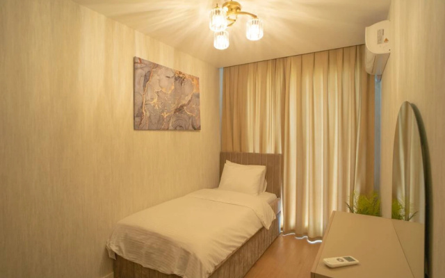 Fancy 2+1 Apt (2 bathrooms) - Core living