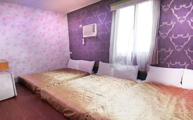 Holiday Inn Greatly(屏東大為渡假旅店)