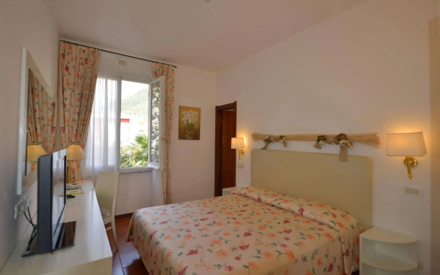 Hotel Clelia Logis