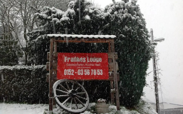 FRANKES LODGE Apartment mit Garten und Pool