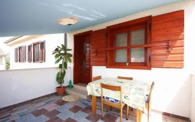 Apartments Pifar