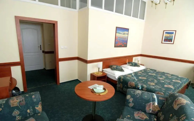 Hotel Arcus Garden
