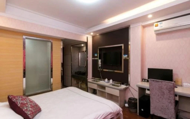 Yiwu Xinze Hotel