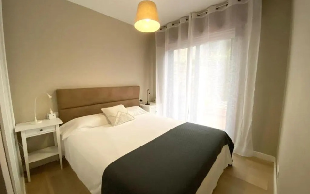 sabaris -BAIONA a 200 metros de Playa Ladeira