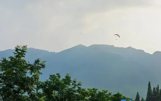 Anji Yunle Family Vacation Homestay (Yunshang Grassland Alpine Tourism Resort)