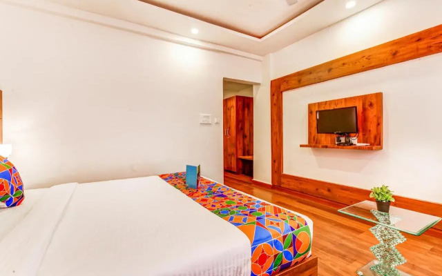 Fabhotel Vista Suites