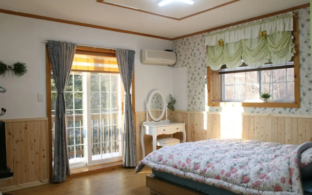Secret Garden Pension