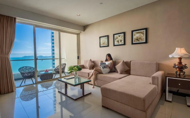 Luxury Sea View Apartment