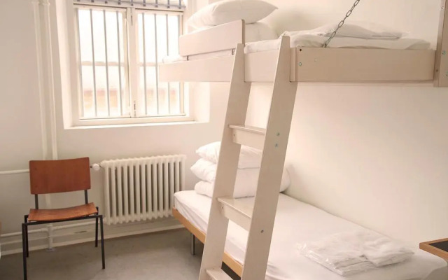 SleepIn FÆNGSLET - Hostel