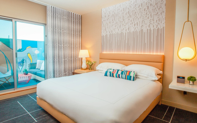 Kimpton Hotel Wilshire by IHG