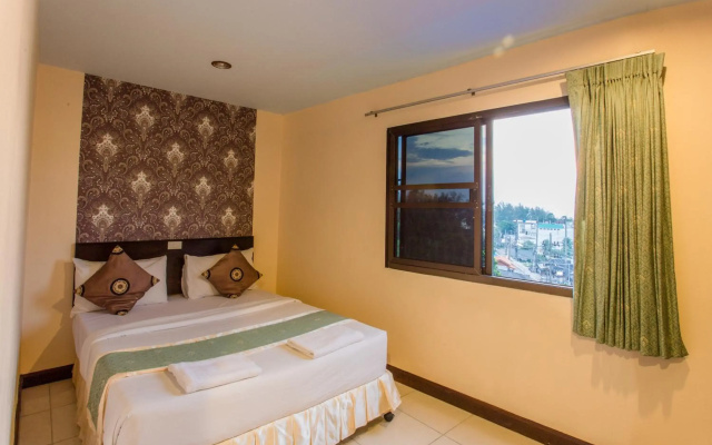 Surin Sunset Hotel