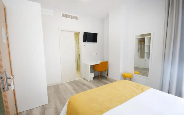 Hotel Leo