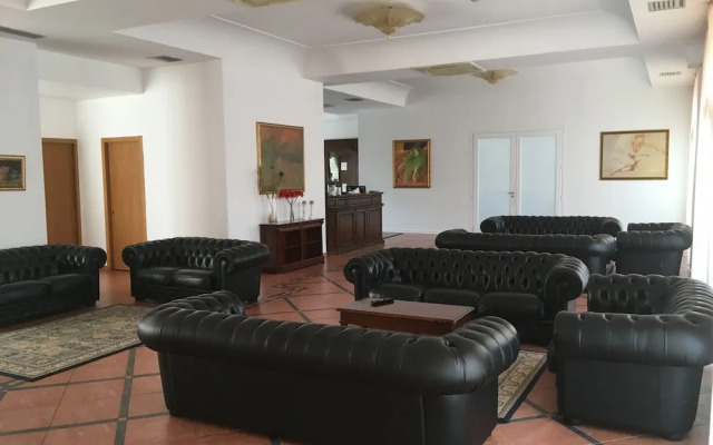 Hotel Villa Giatra
